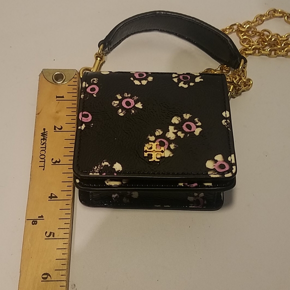 Small Tory Burch purse - Picture 13 of 15